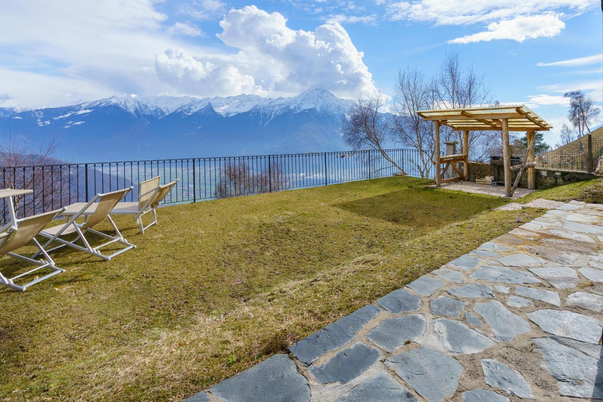 Agriturismo Giacomino Gera Lario Zewnętrze zdjęcie